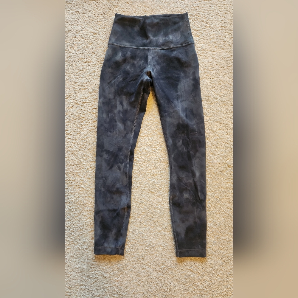 Lululemon Wunder Under tight